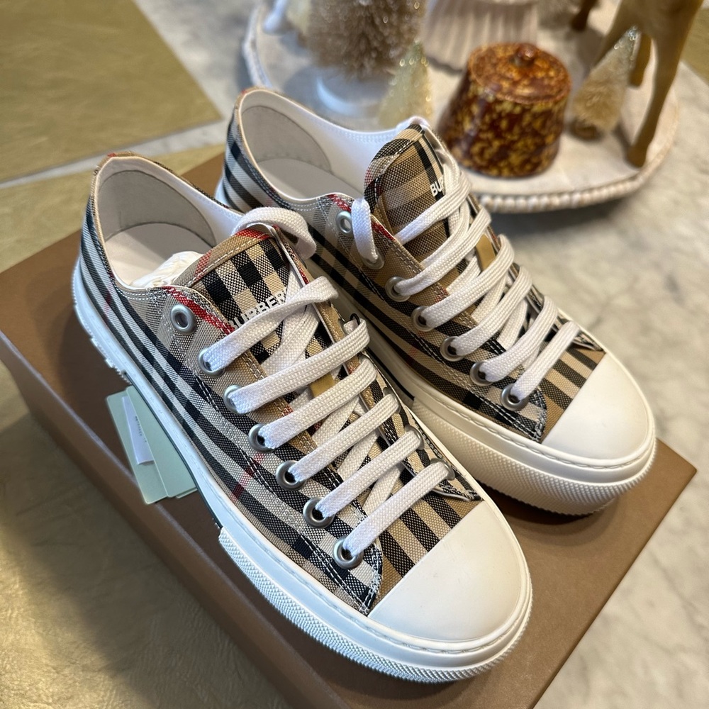 Size Eu 38.5 - Picture 4 of 4
